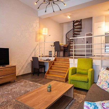 Thon Residence Florence Aparthotel Брюксел Екстериор снимка
