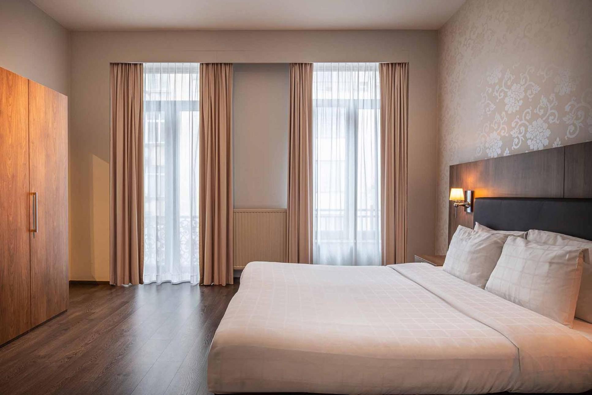Thon Residence Florence Aparthotel Брюксел Екстериор снимка