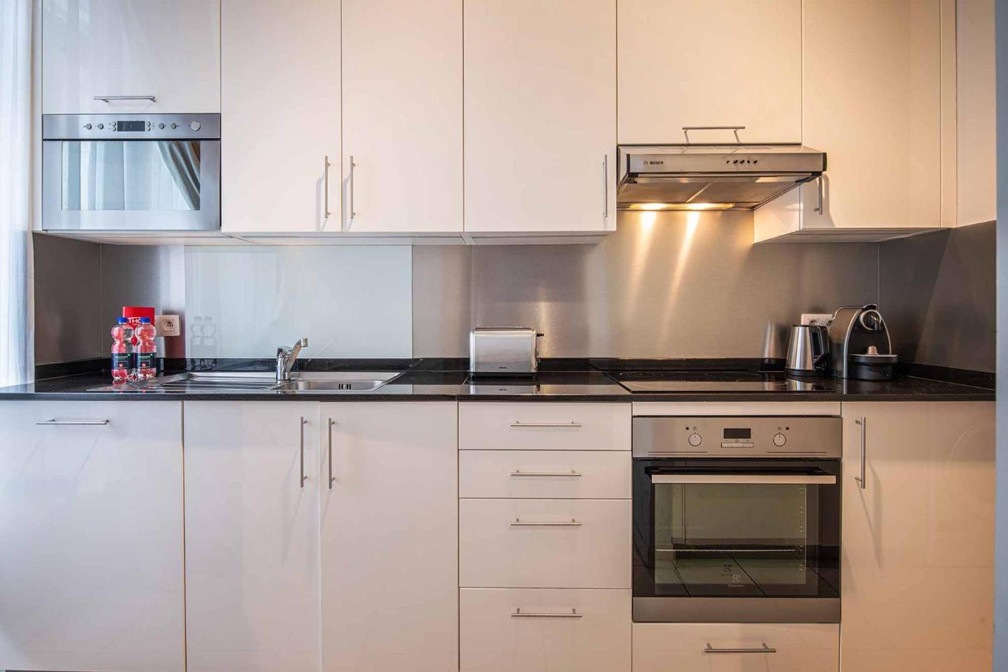 Thon Residence Florence Aparthotel Брюксел Екстериор снимка