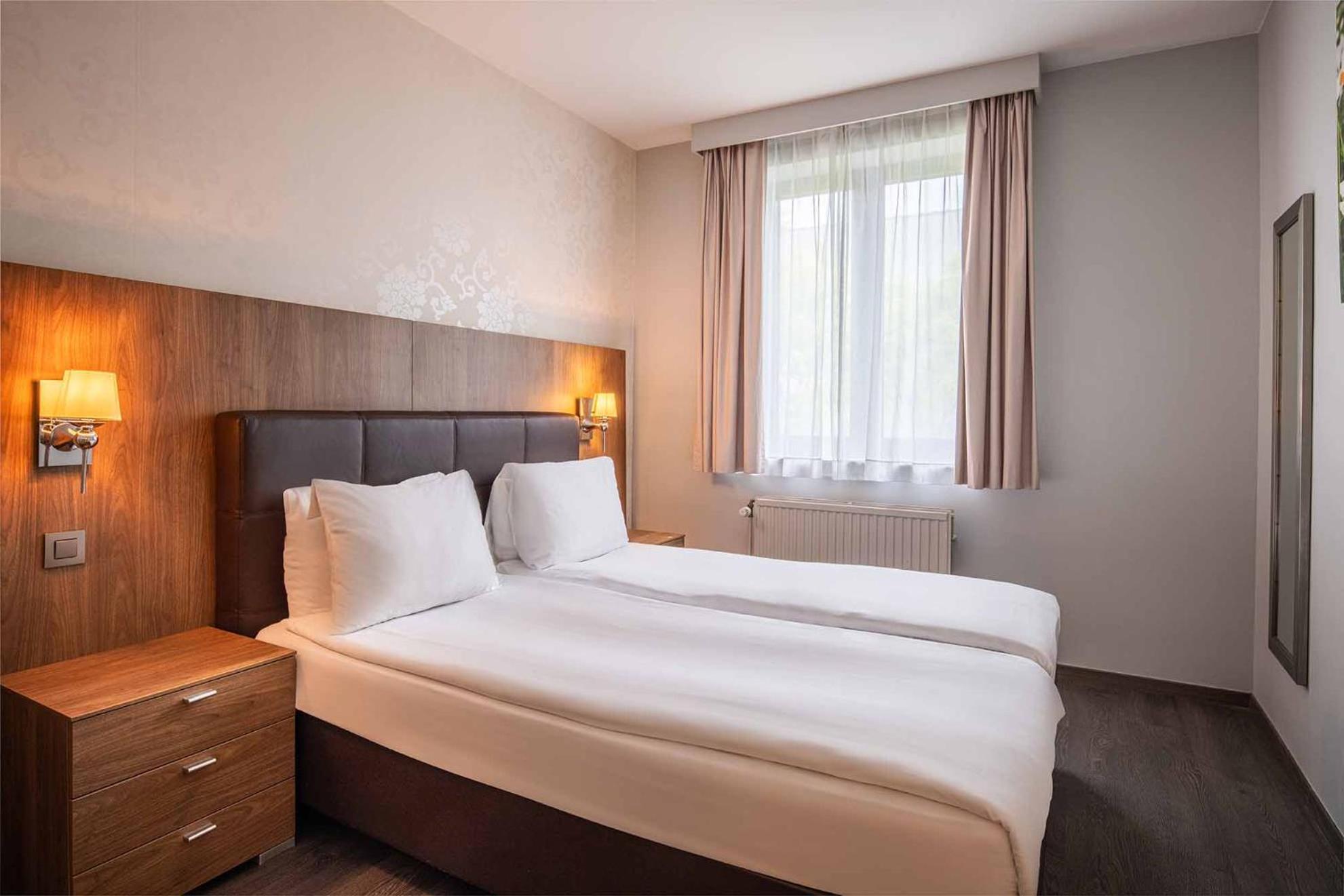 Thon Residence Florence Aparthotel Брюксел Екстериор снимка