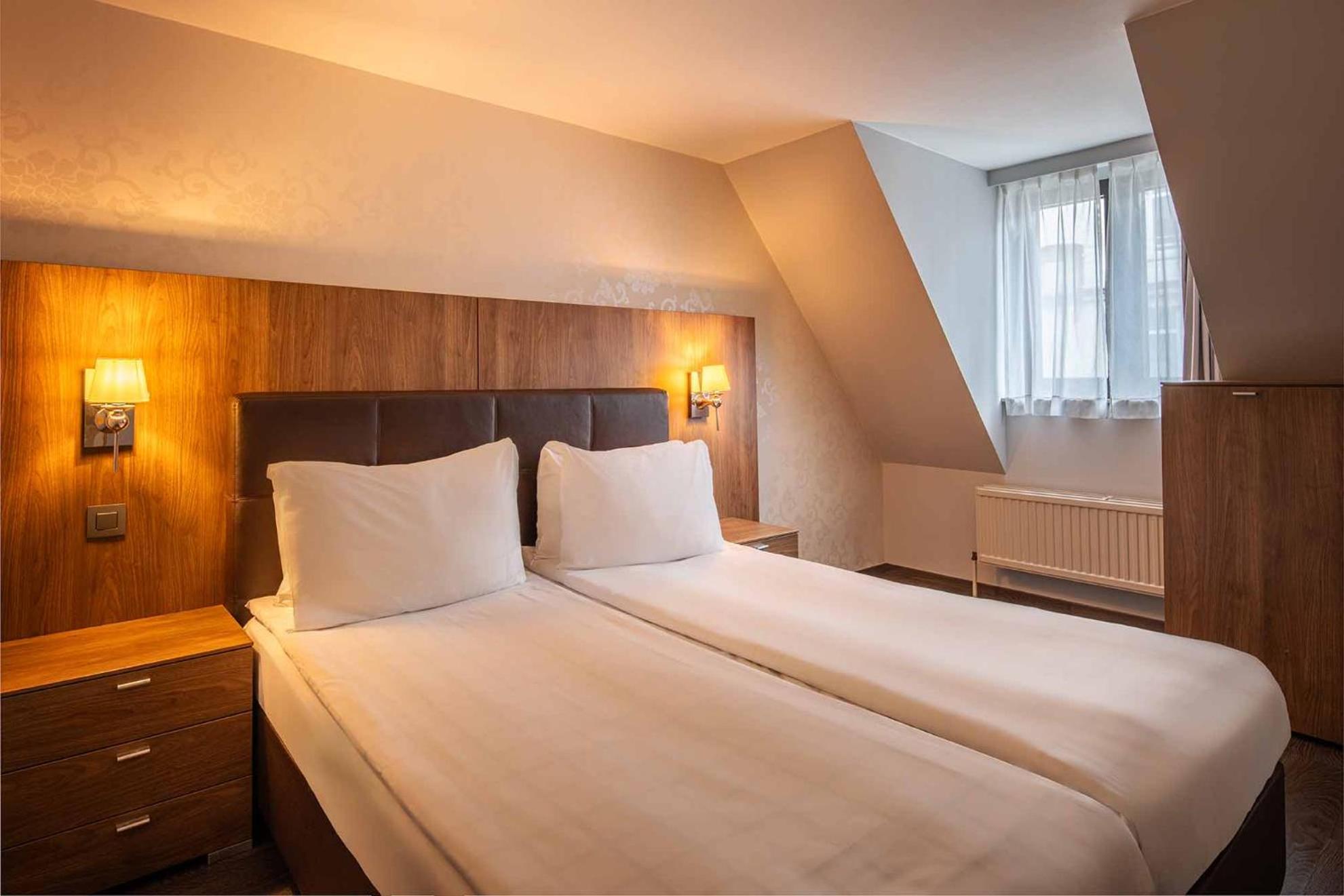Thon Residence Florence Aparthotel Брюксел Екстериор снимка