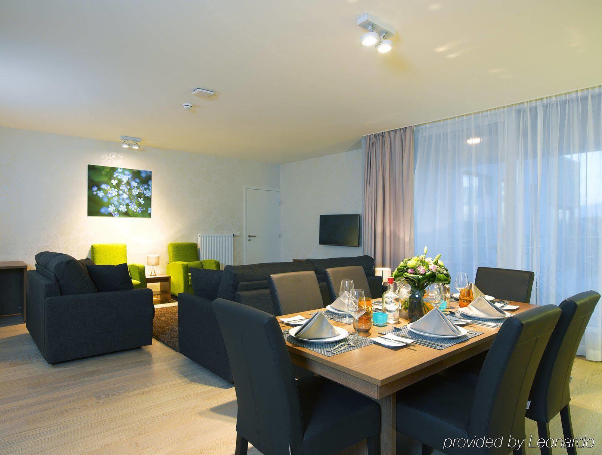Thon Residence Florence Aparthotel Брюксел Екстериор снимка