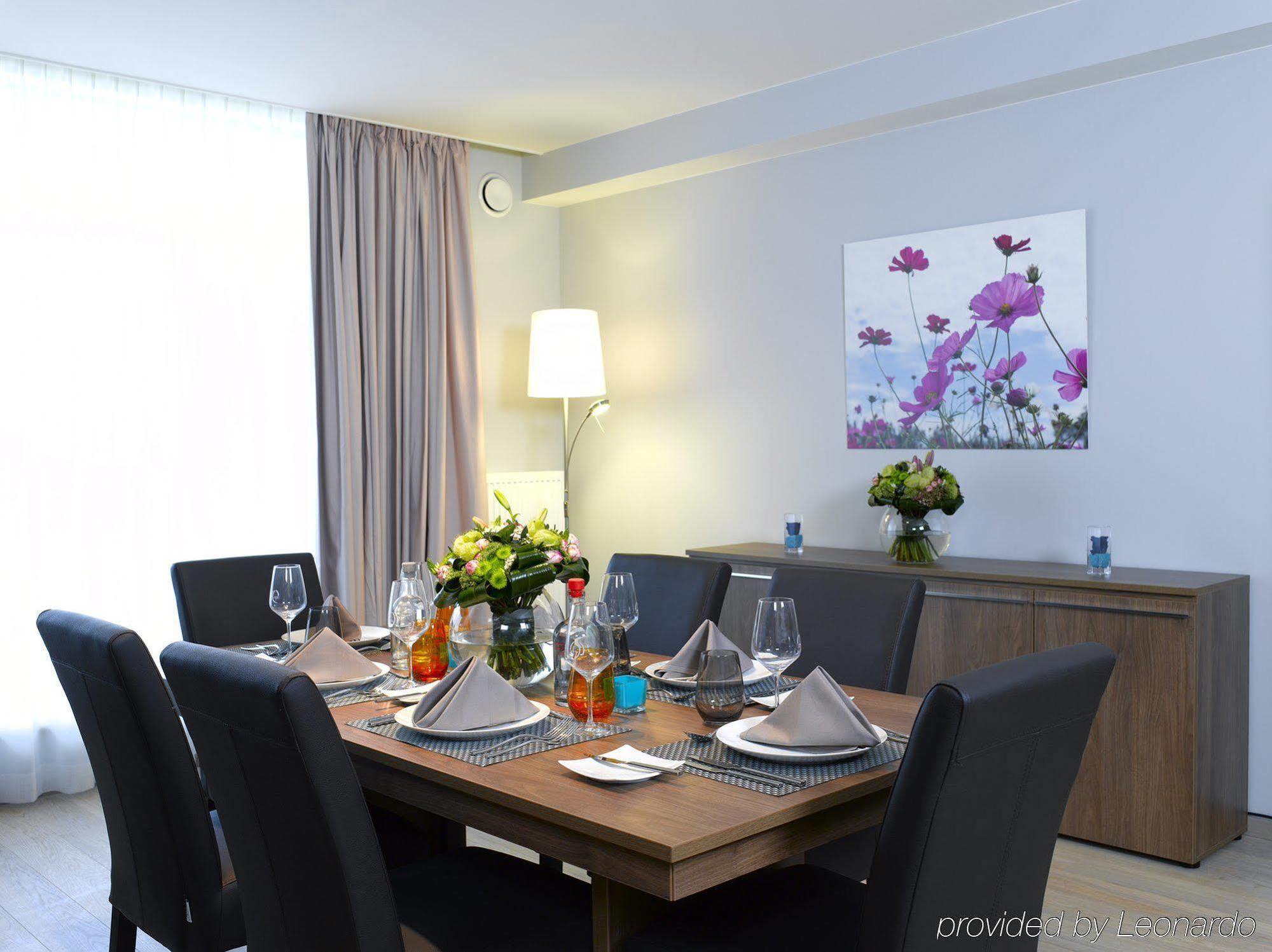 Thon Residence Florence Aparthotel Брюксел Екстериор снимка