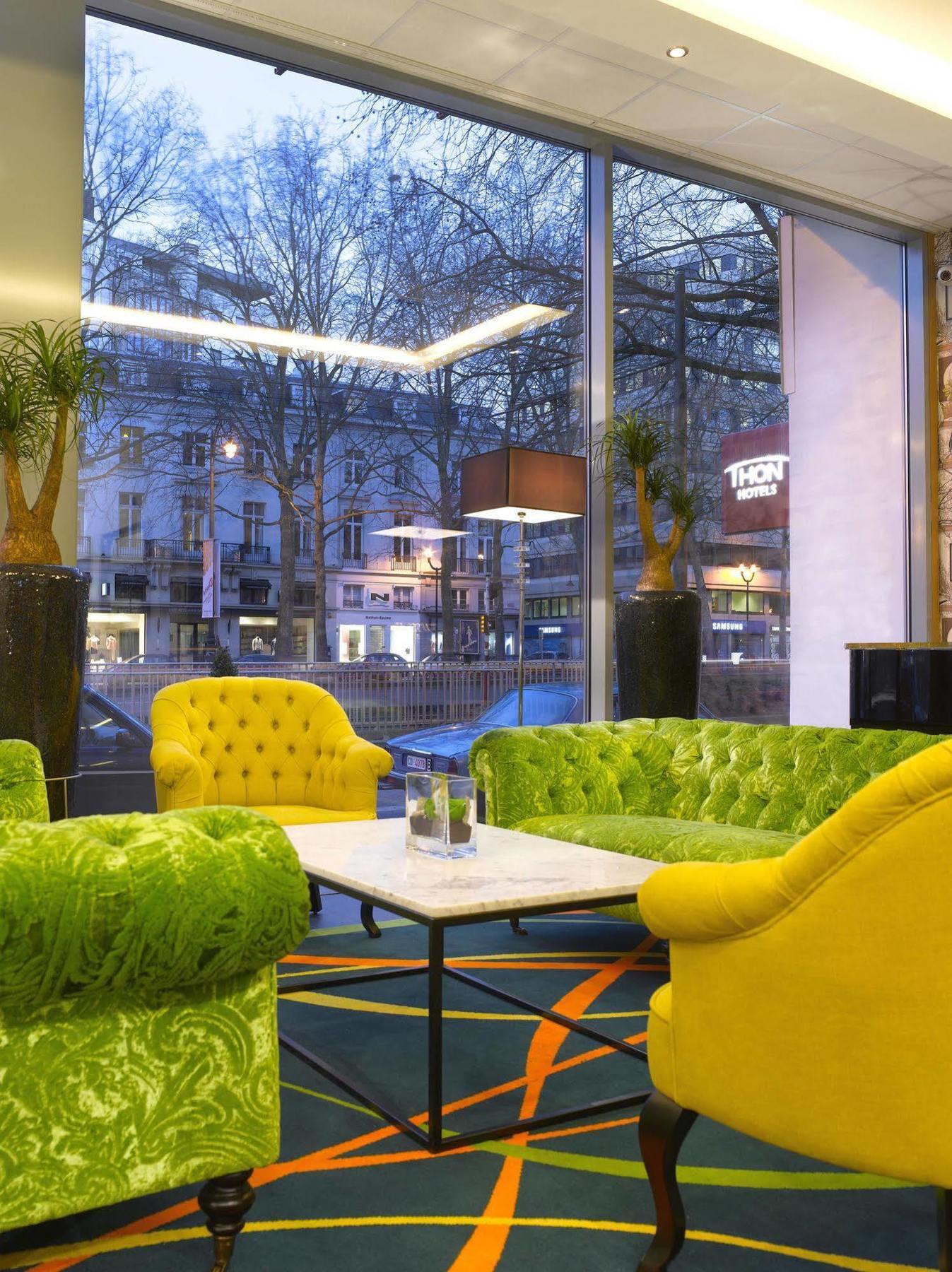 Thon Residence Florence Aparthotel Брюксел Екстериор снимка