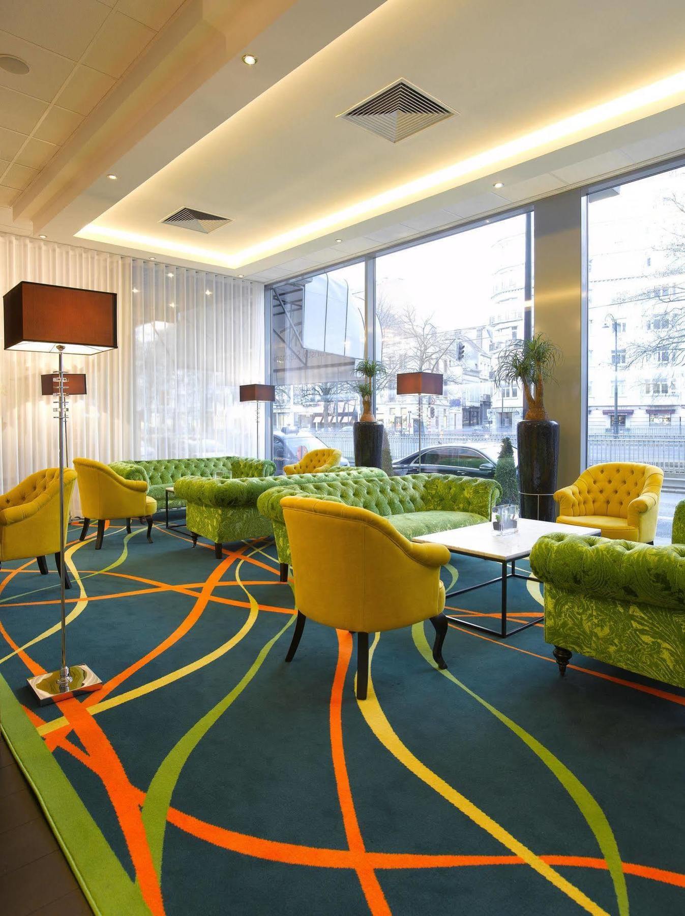 Thon Residence Florence Aparthotel Брюксел Екстериор снимка