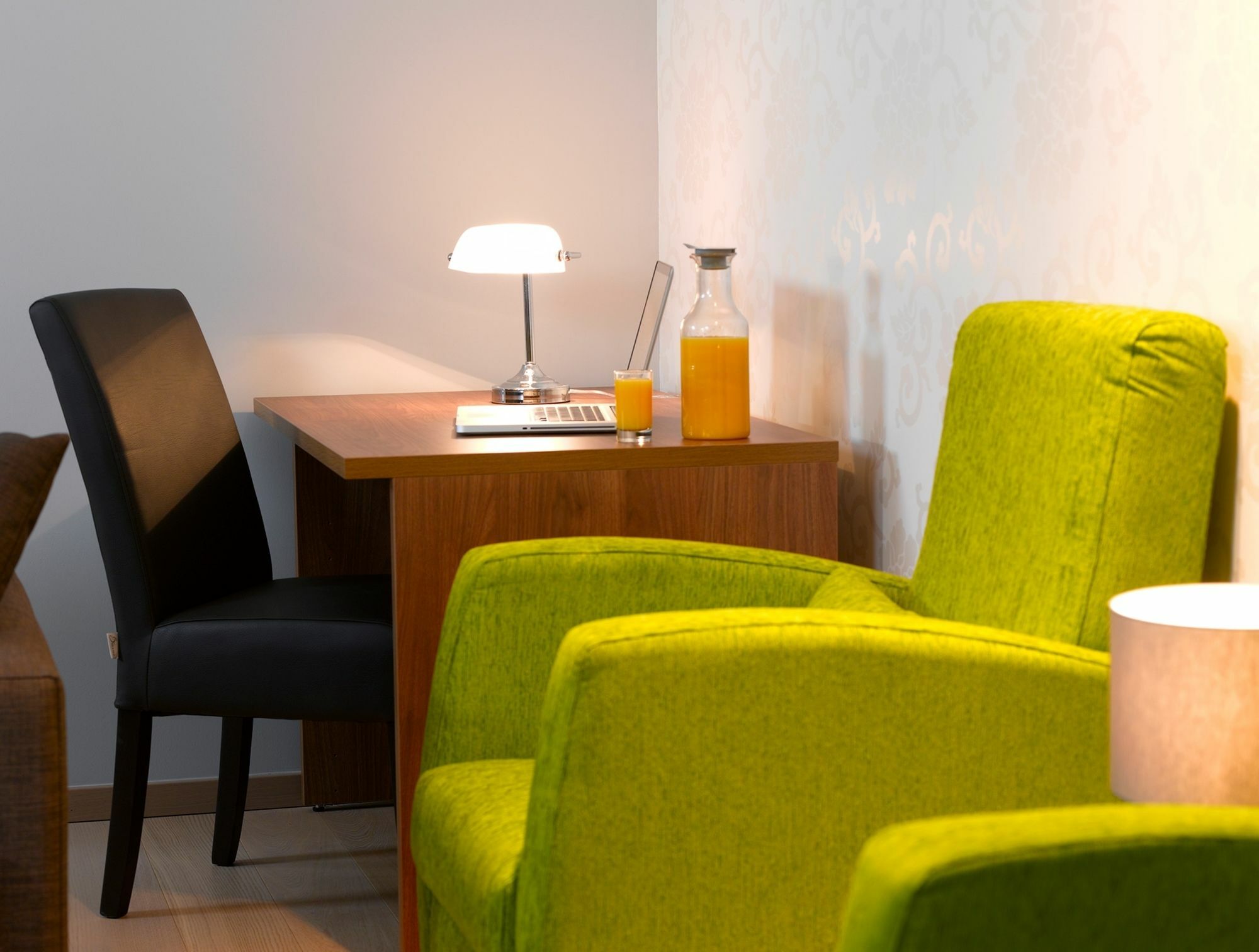 Thon Residence Florence Aparthotel Брюксел Екстериор снимка