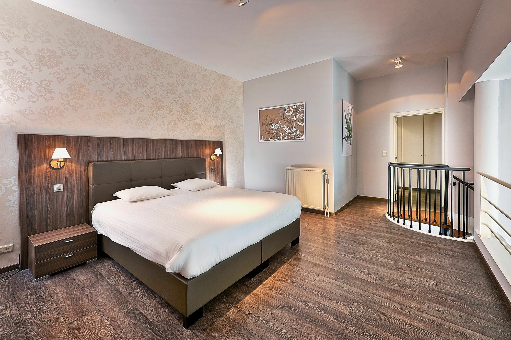 Thon Residence Florence Aparthotel Брюксел Екстериор снимка
